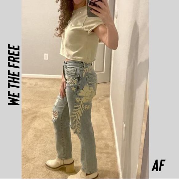 WE THE FREE BREN EMBROIDERED BOYFRIEND JEANS NEW NWT - Picture 10 of 16
